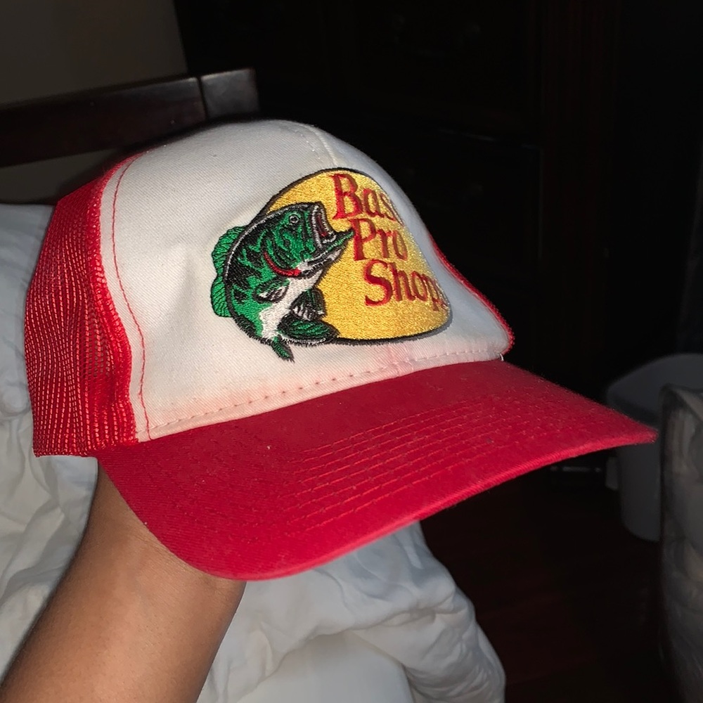 Bass Pro Shops Red Hat